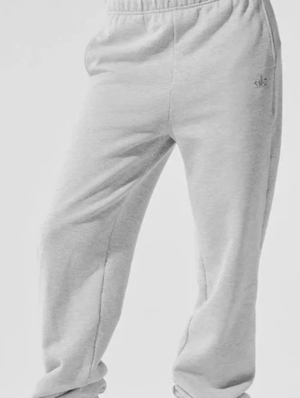 Alo Yoga NWOT Accolade Jogger in Athletic Heather Gray sz MEDIUM